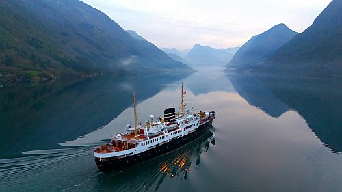 MS Nordstjernen 500px