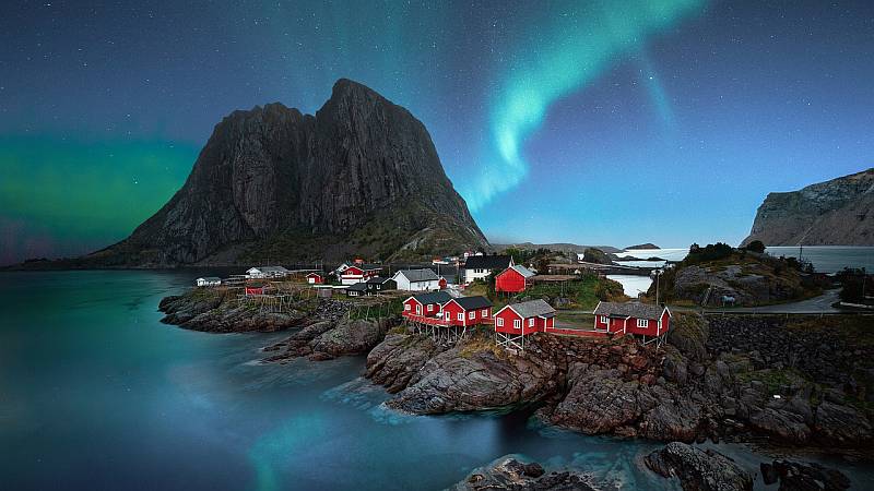 lofoten-4827611_800.jpg